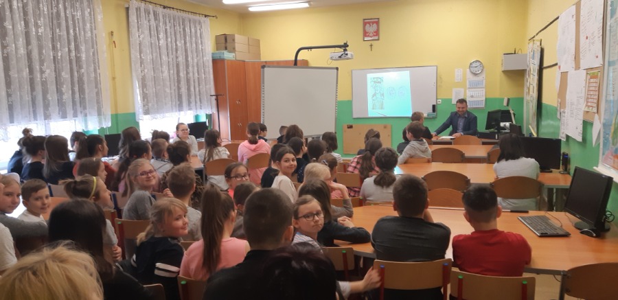 Muła gościł w Kunicach z wykładem o św. Jadwidze Śląskiej