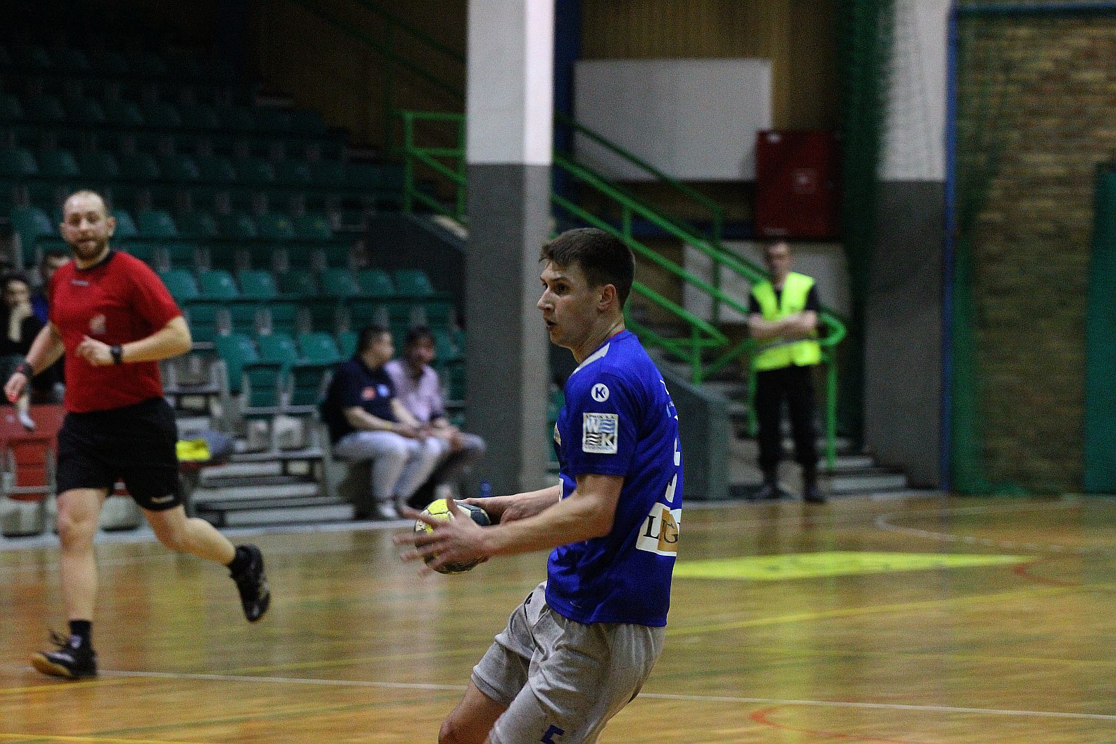 Siódemka Miedź Legnica wygrywa we własnej hali z Grodkowem