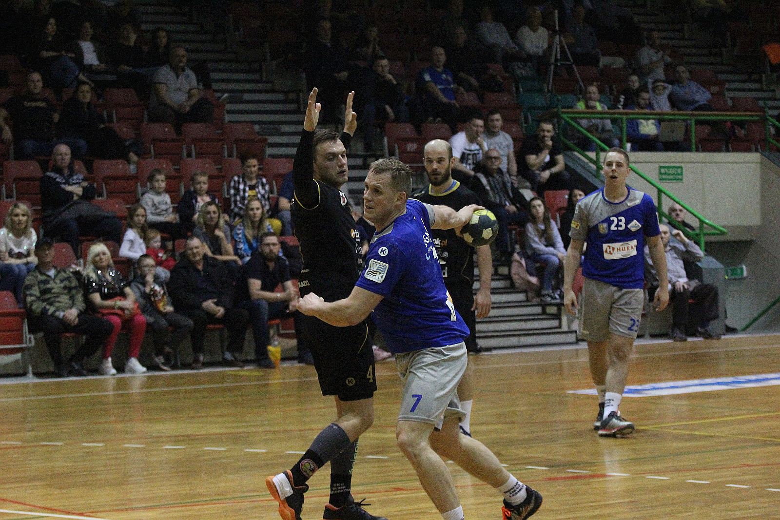 Siódemka Miedź Legnica wygrywa we własnej hali z Grodkowem