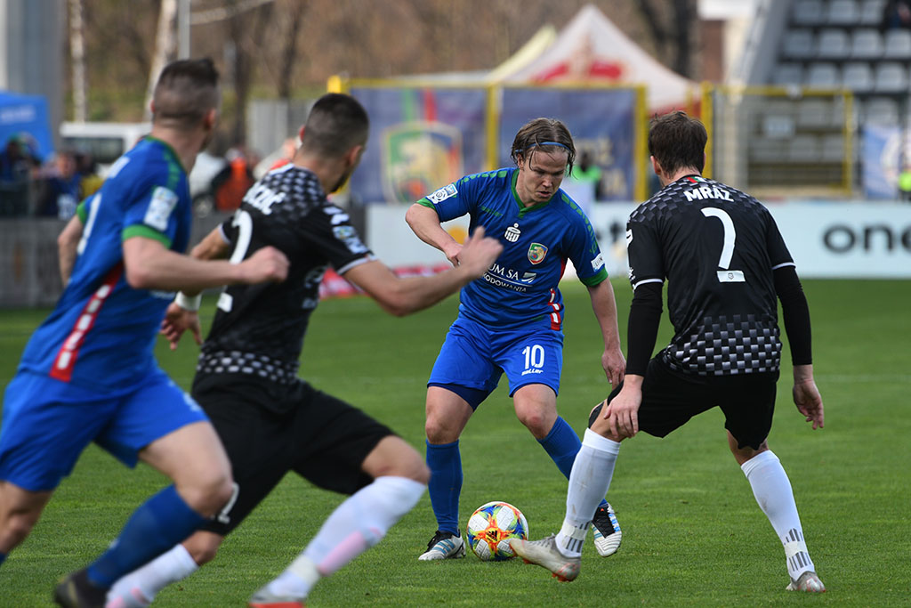 Miedź Legnica - Zagłębie Sosnowiec 0:2 (0:1)
