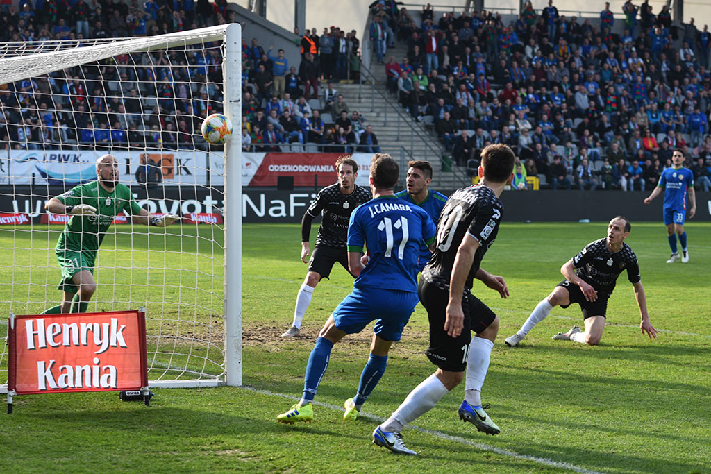 Miedź Legnica - Zagłębie Sosnowiec 0:2 (0:1)