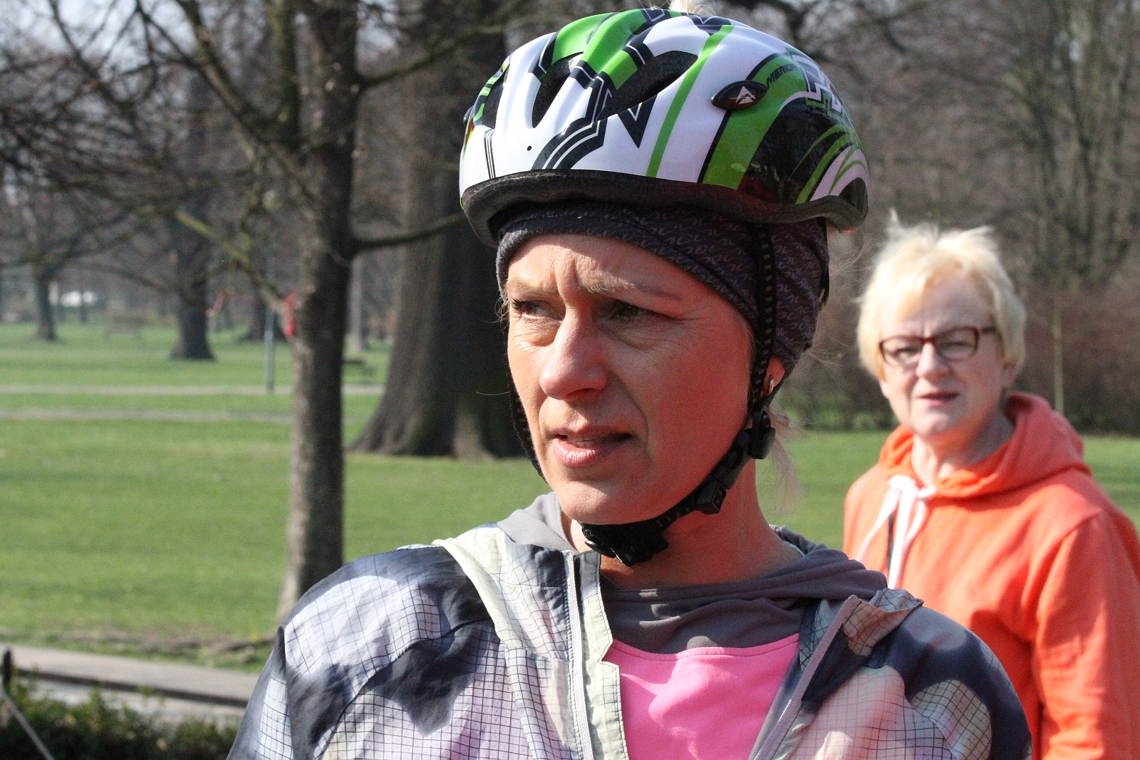 Ponad stu rowerzystów stanęło na starcie Rowerowej Legnicy