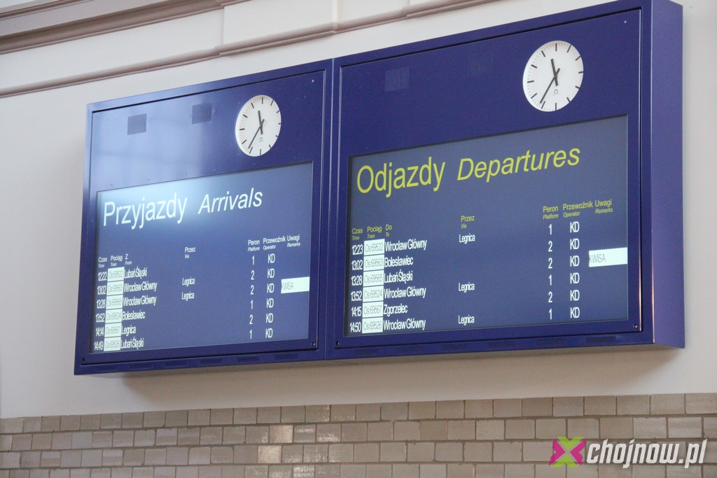 W Chojnowie uroczyście oddano do użytku wyremontowany dworzec 
