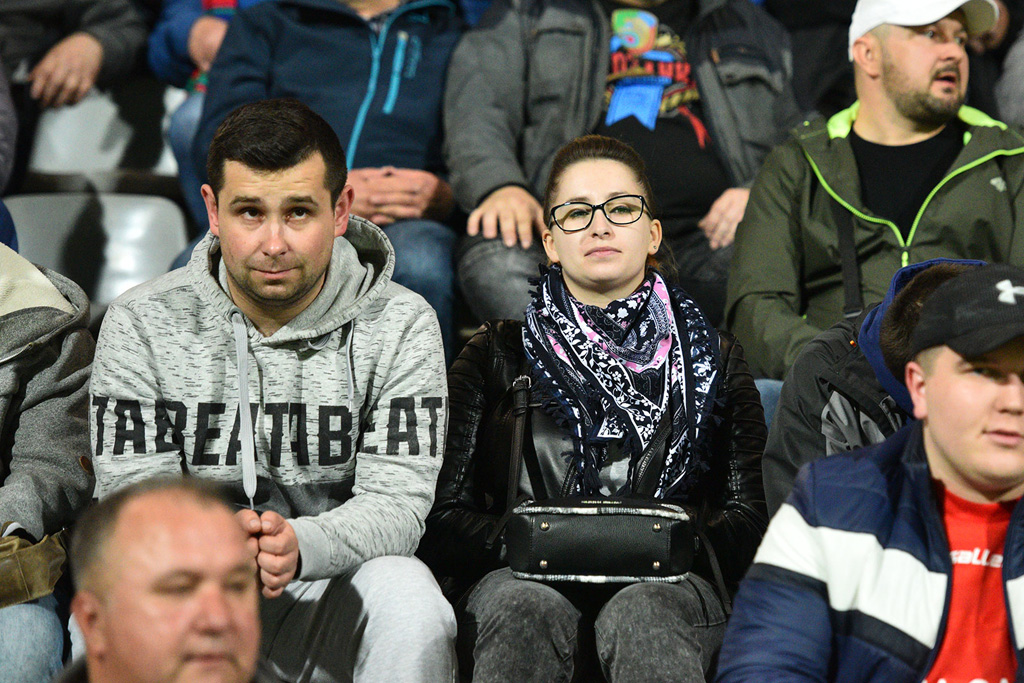 Miedzianka do przodu. Zobaczcie jak kibice szaleli na trybunach