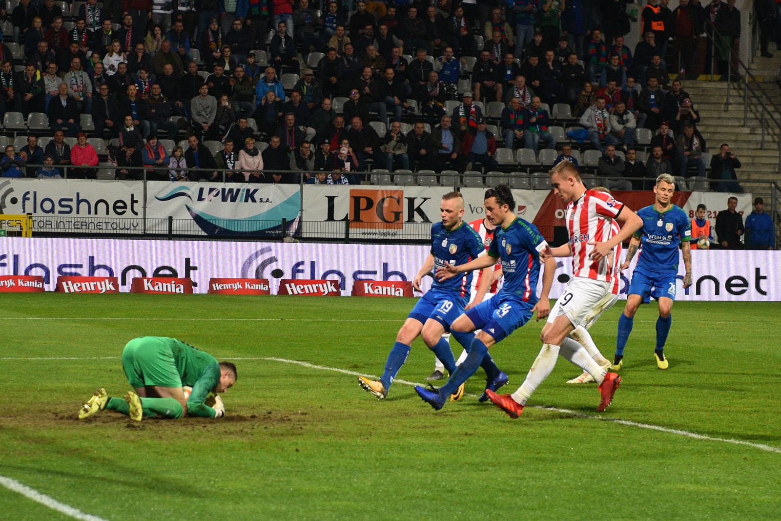 Upragnione zwycięstwo! Miedź pokonała Cracovię Kraków
