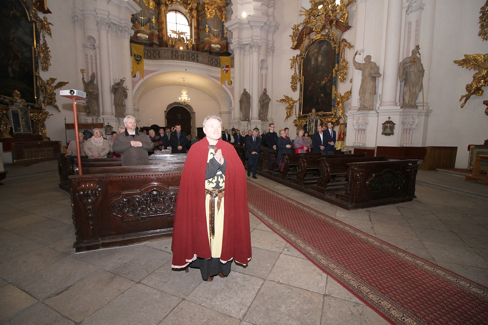 Biskup Kiernikowski został honorowym członkiem bractwa