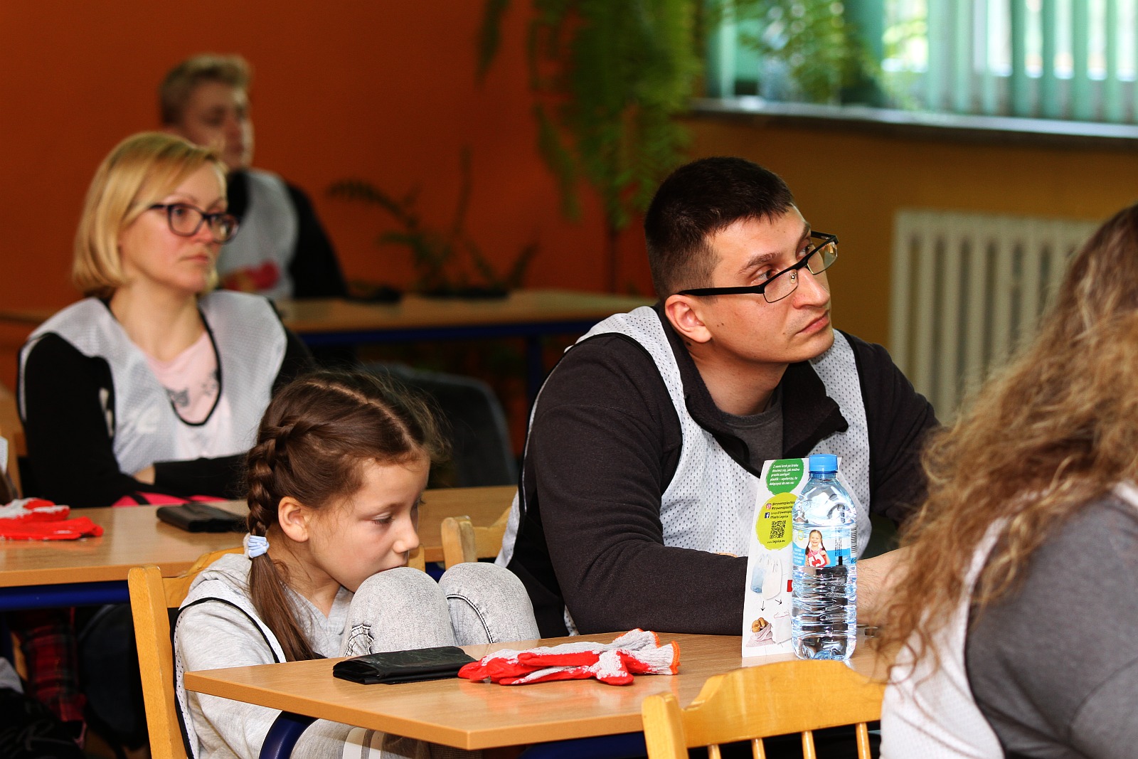 #EKOPozytywni legniczanie robili wiosenne porządki na Piekarach