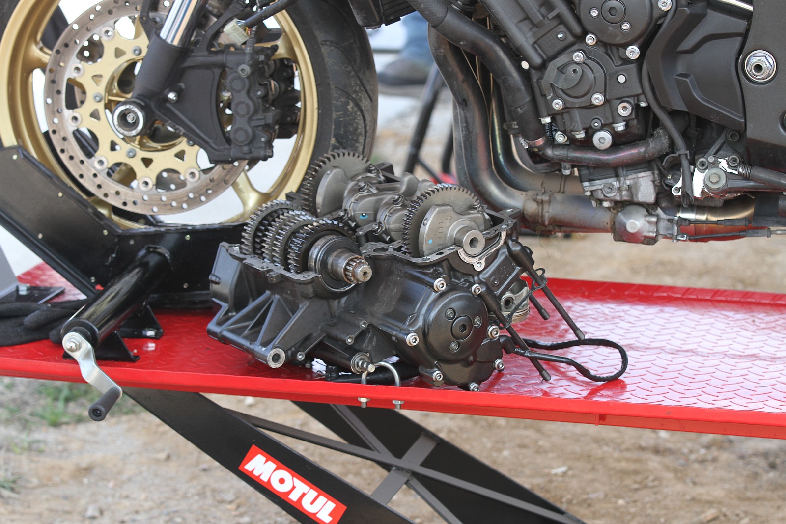 Motopomcnik i Szkoła Wilk szkolą legnickich motocyklistów