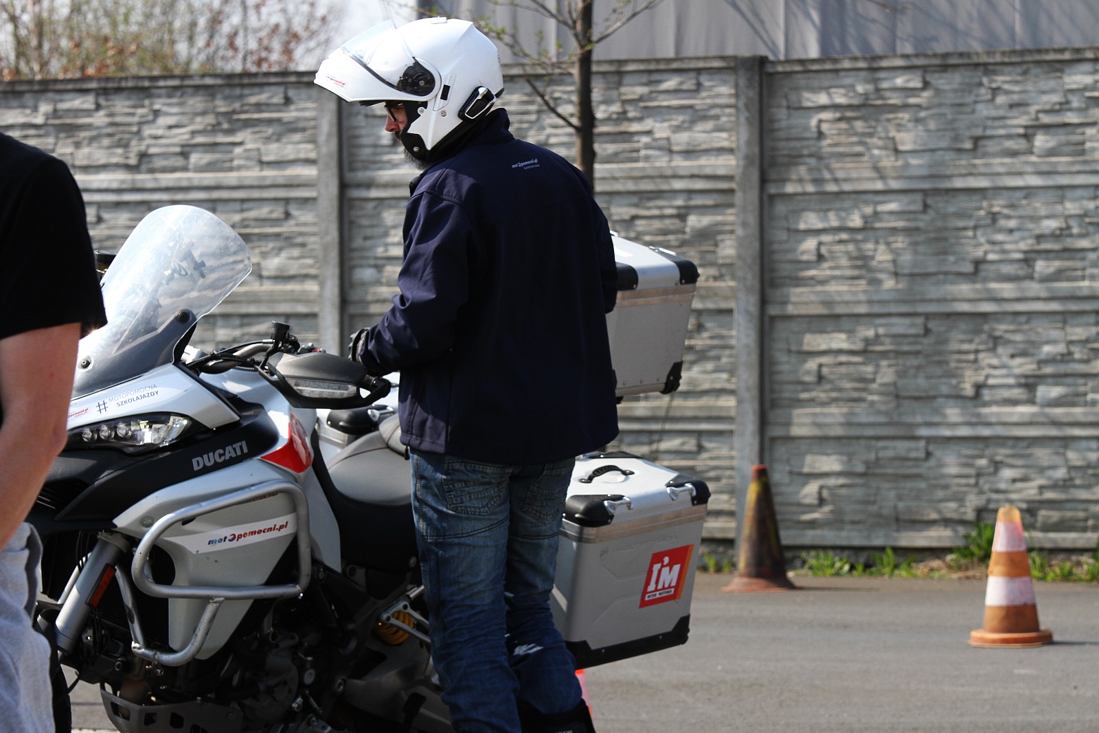 Motopomcnik i Szkoła Wilk szkolą legnickich motocyklistów