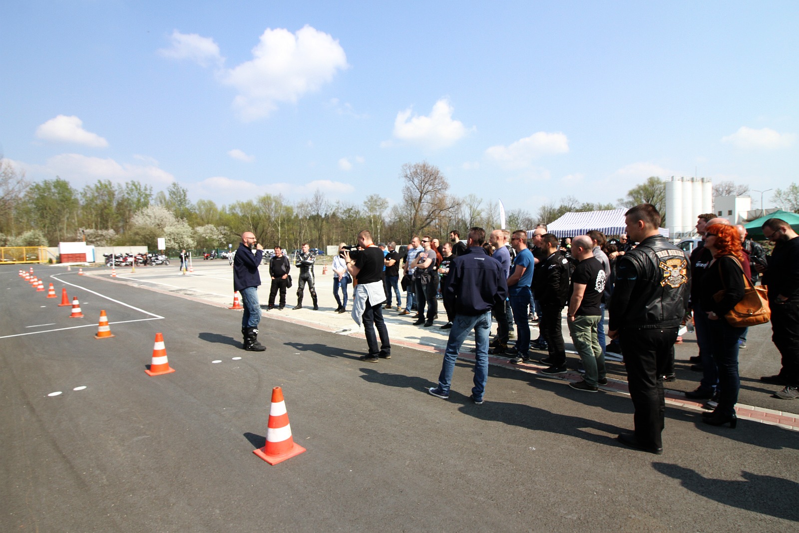 Motopomcnik i Szkoła Wilk szkolą legnickich motocyklistów