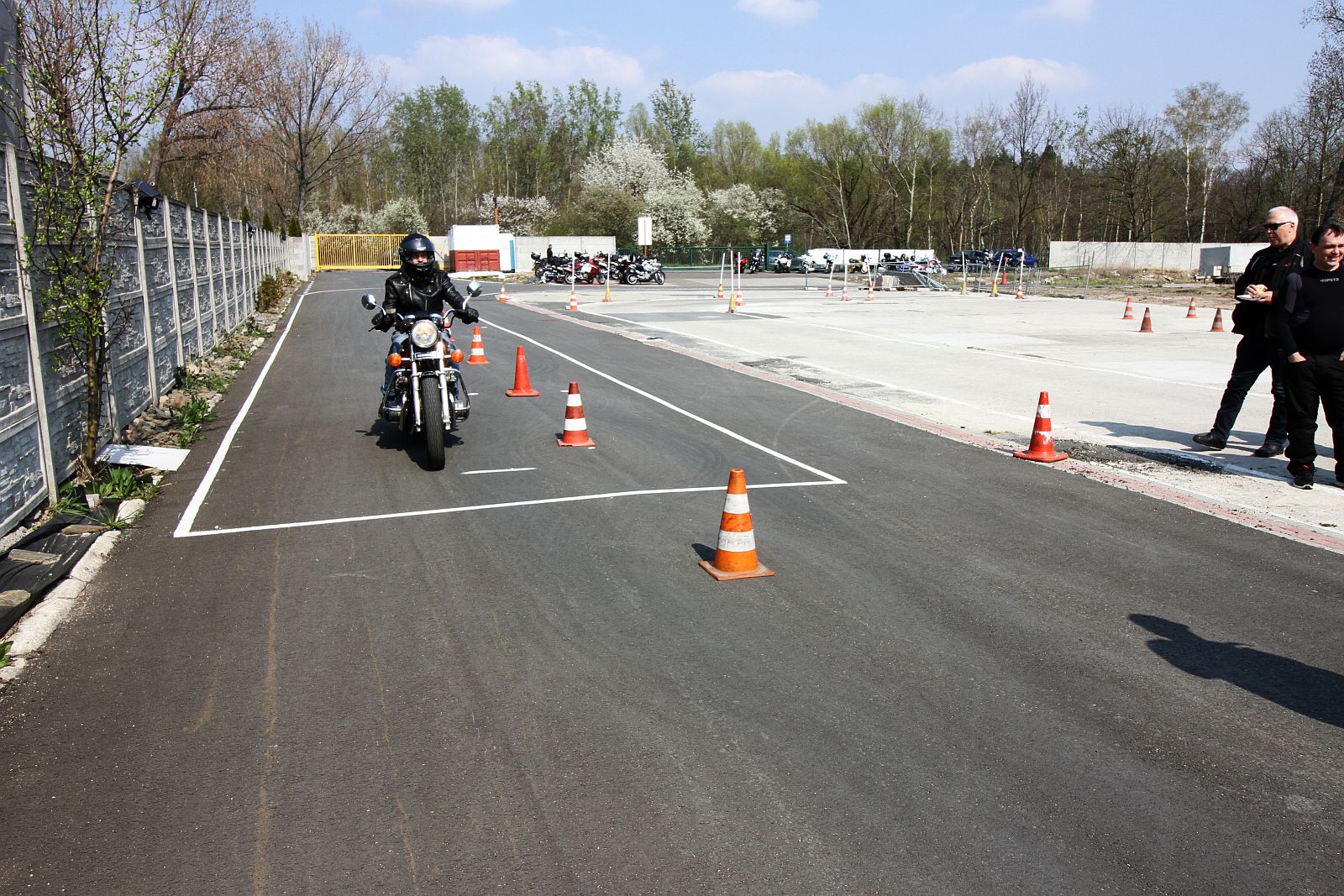 Motopomcnik i Szkoła Wilk szkolą legnickich motocyklistów
