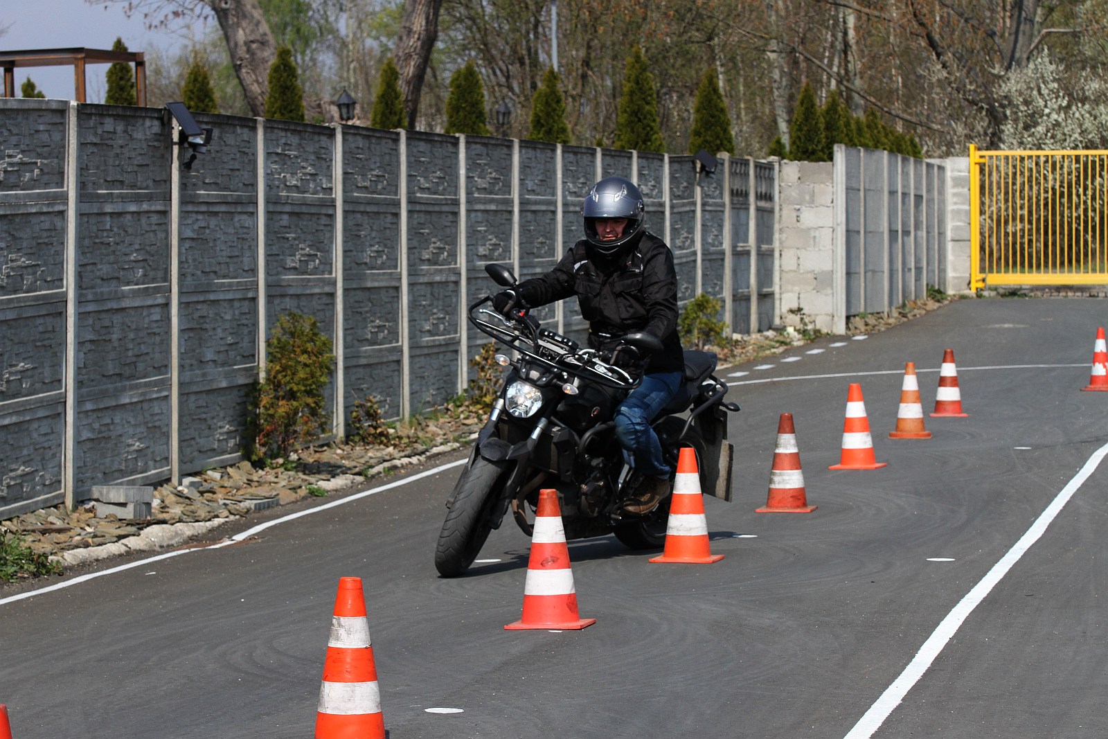 Motopomcnik i Szkoła Wilk szkolą legnickich motocyklistów