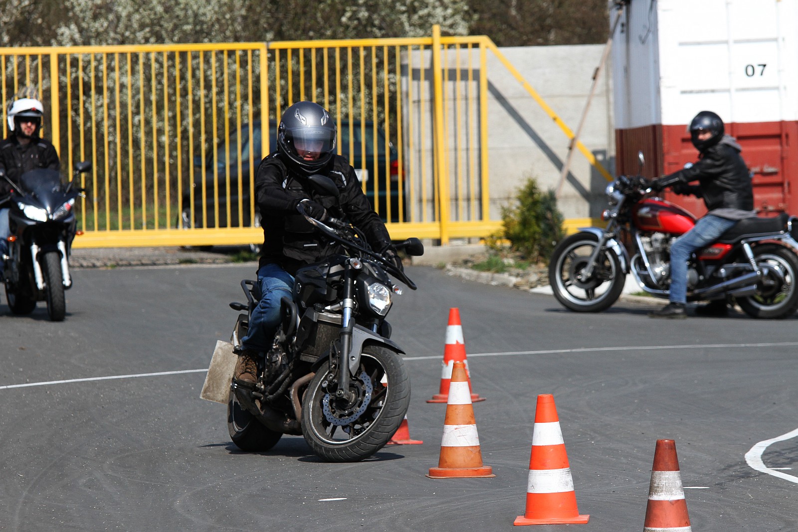 Motopomcnik i Szkoła Wilk szkolą legnickich motocyklistów
