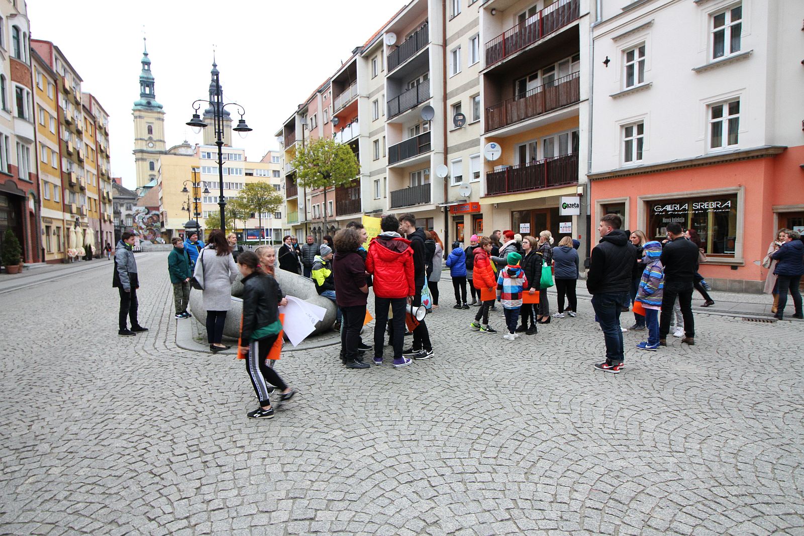 Nauczyciel jest fajny - uczniowie wspierają swoich nauczycieli