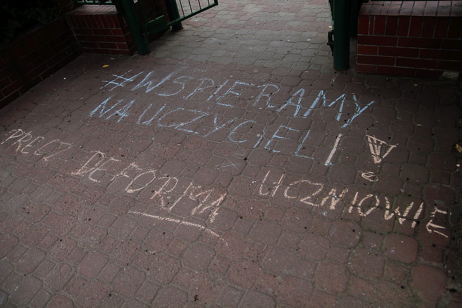 Egzamin gimnazjalny w cieniu strajku pracowników oświaty