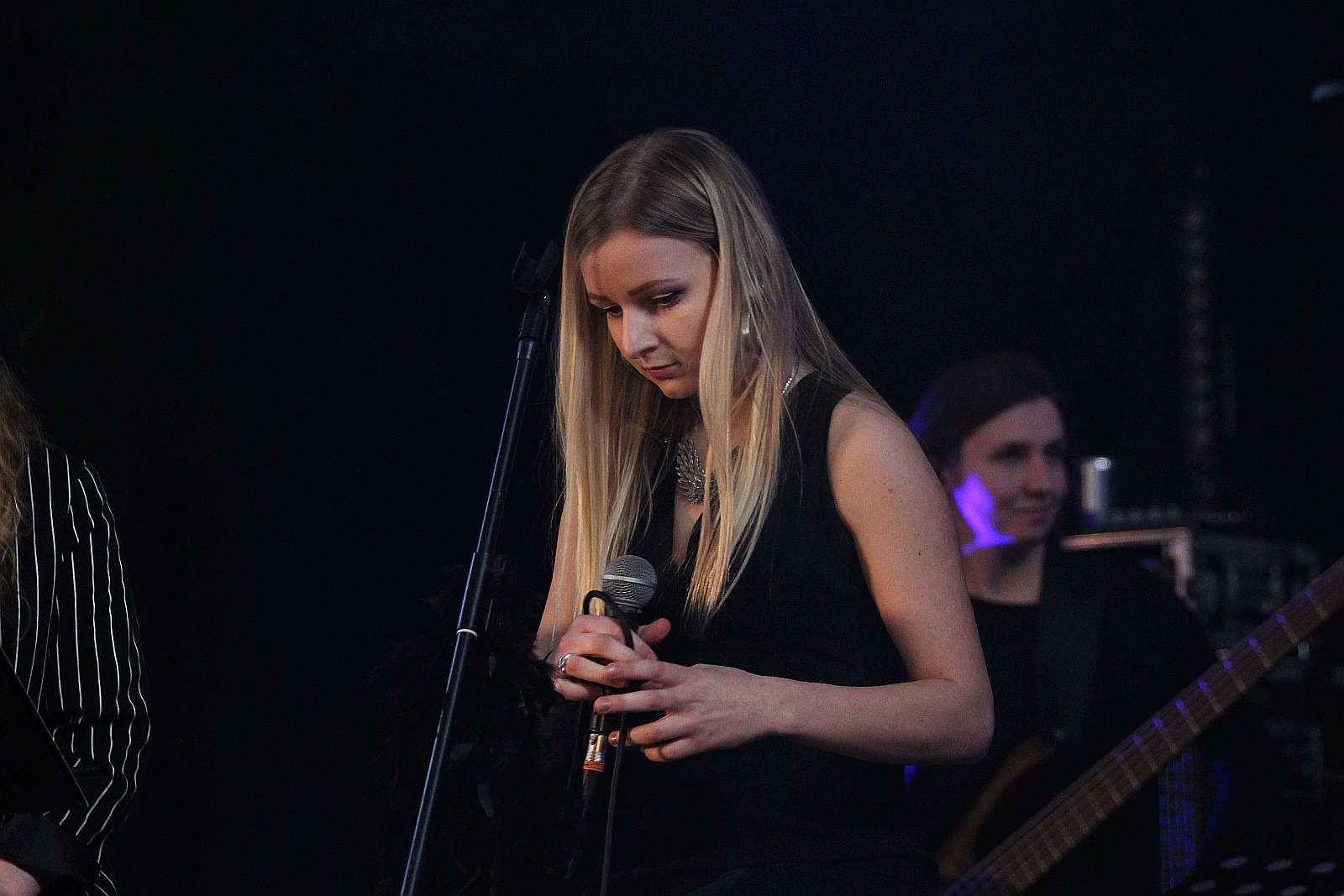 Nikola Warda z zespołem w hołdzie „Damom Rocka”