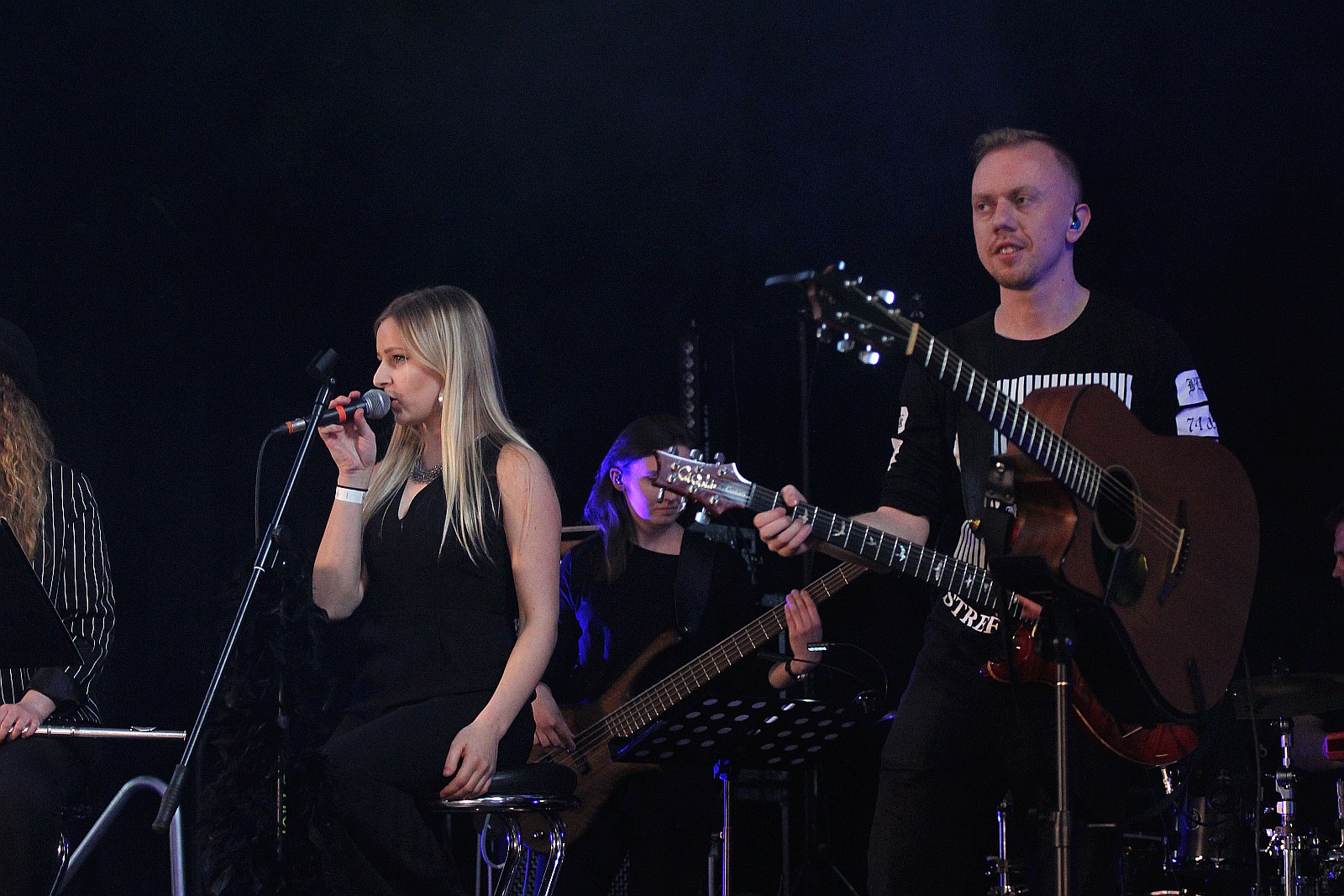 Nikola Warda z zespołem w hołdzie „Damom Rocka”