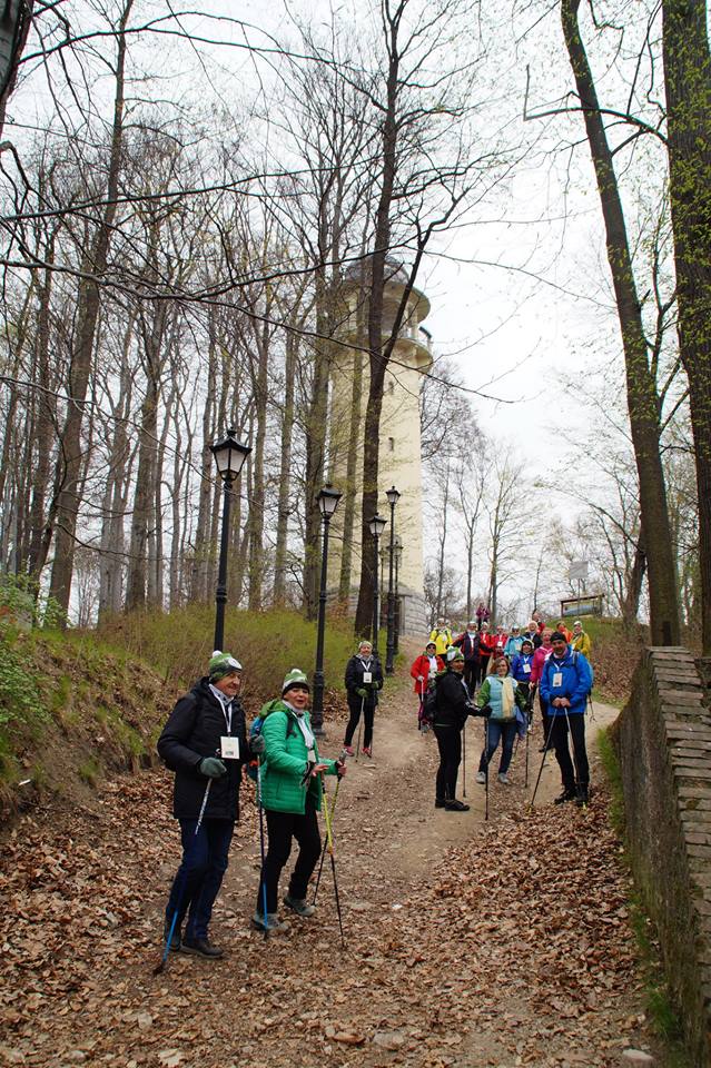 Nordic Walking z Jajem. Drapiki dotarli do Perły Zachodu