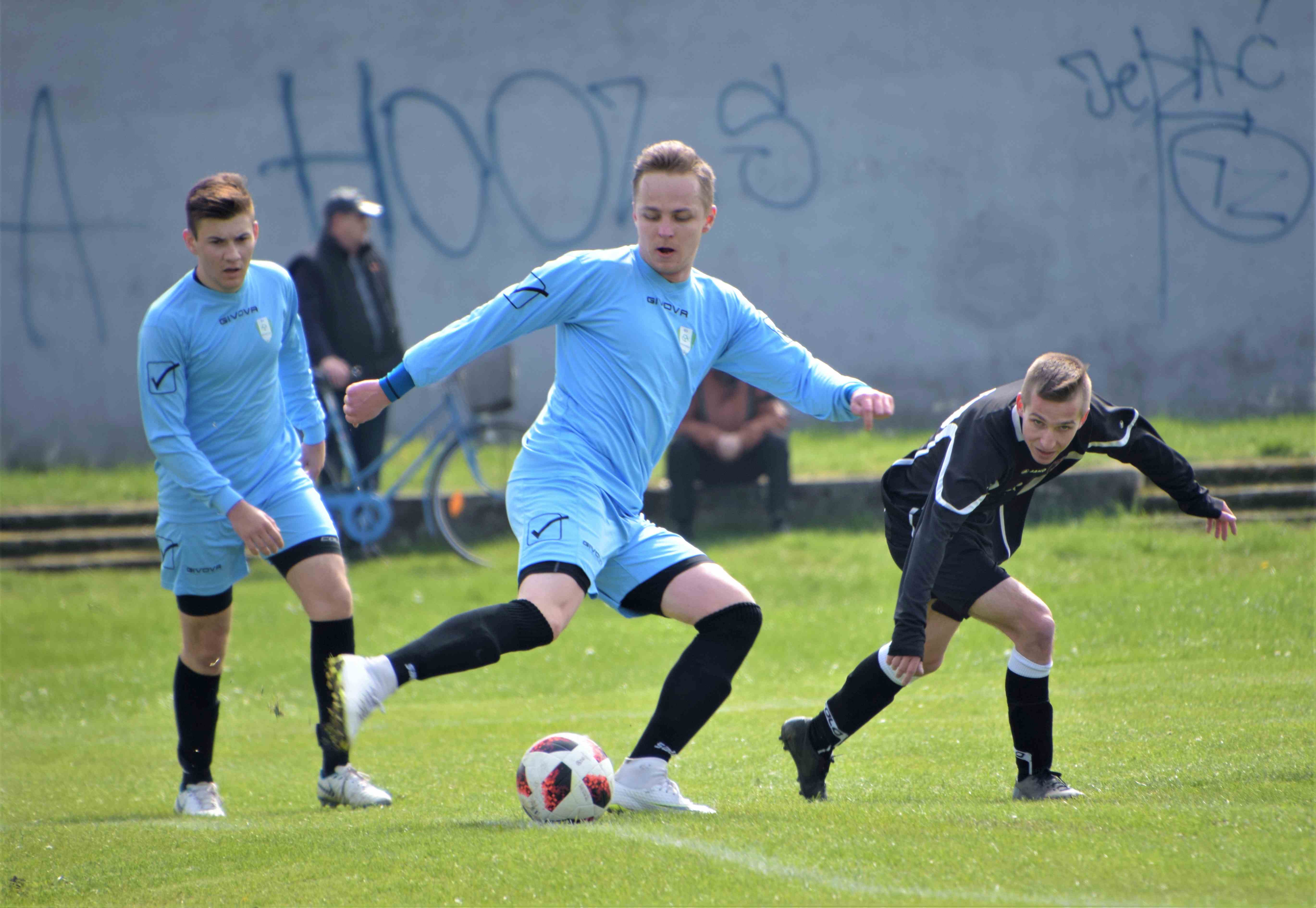 Klasa A: Kolejarz Miłkowice - KS Winnica 0:1