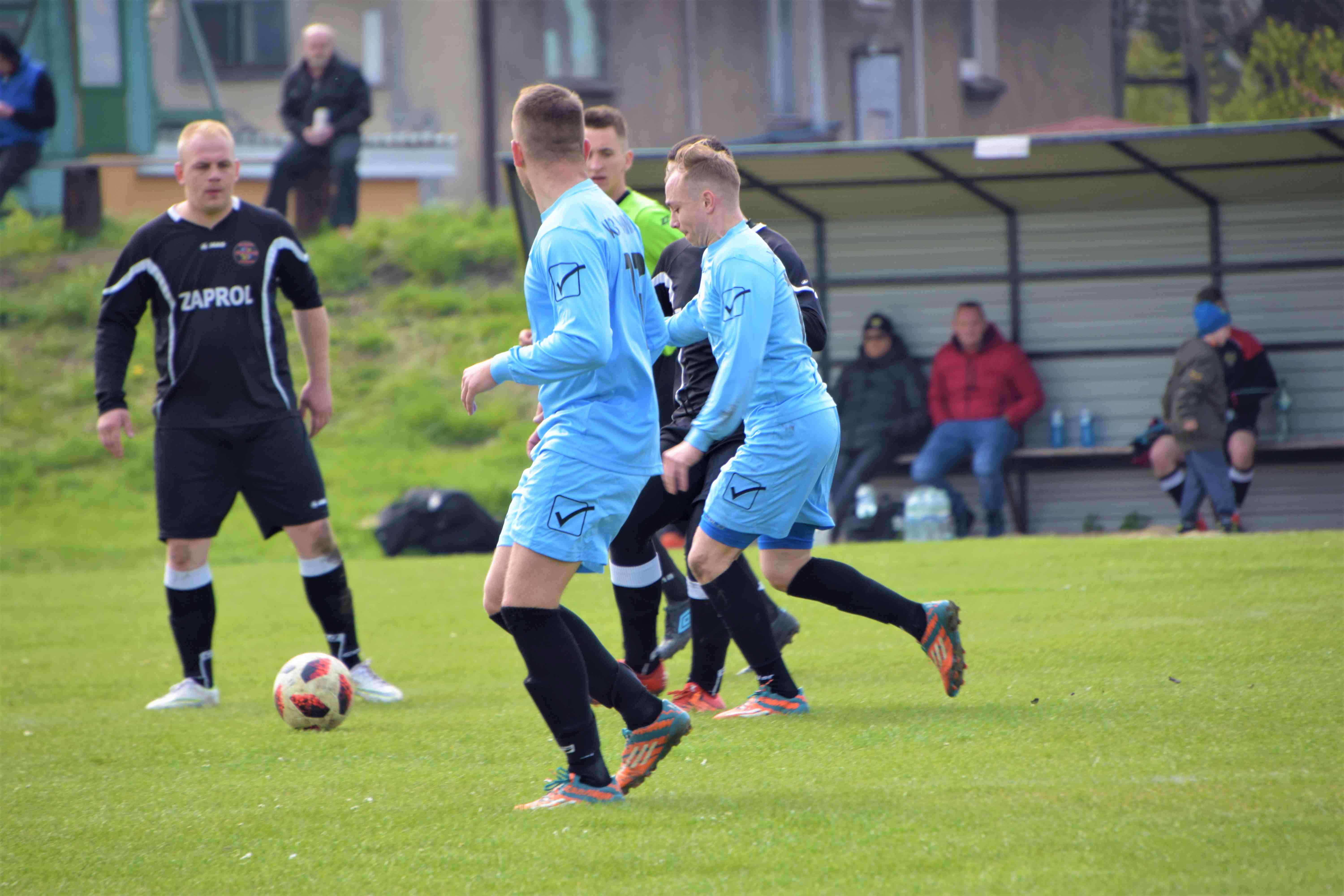 Klasa A: Kolejarz Miłkowice - KS Winnica 0:1