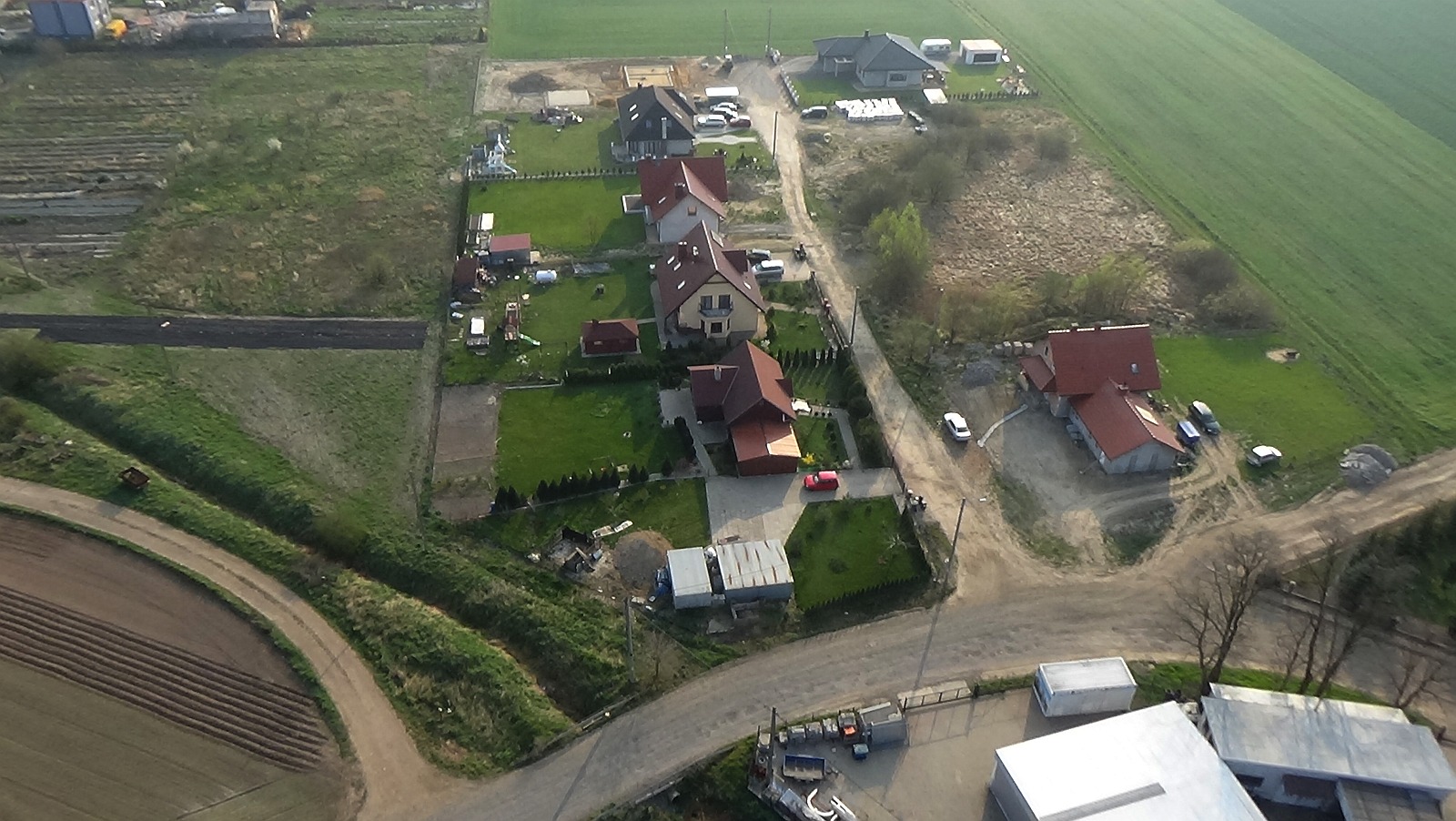 Bartoszów z lotu ptaka. Zobacz jak wygląda na wiosnę