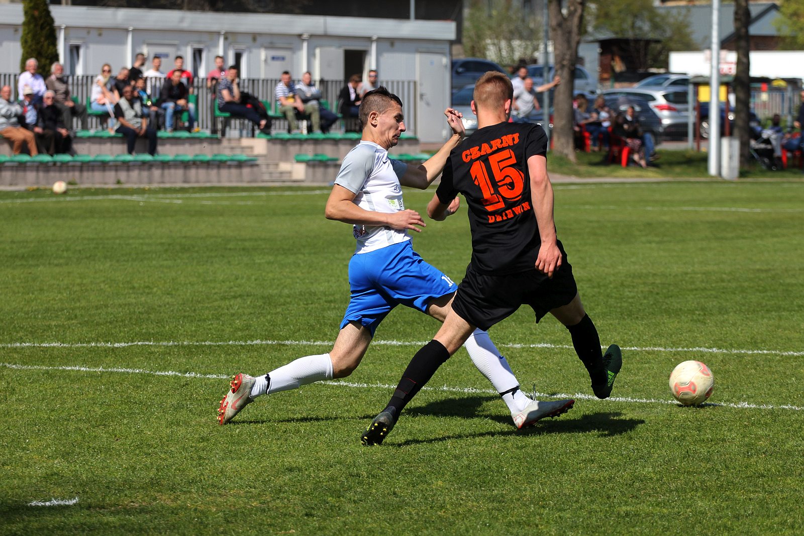 Klasa A: Mewa Kunice - Czarni Dziewień 1:0 (1:0).