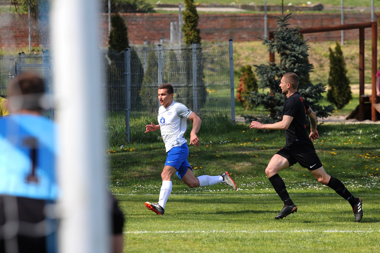 Klasa A: Mewa Kunice - Czarni Dziewień 1:0 (1:0).