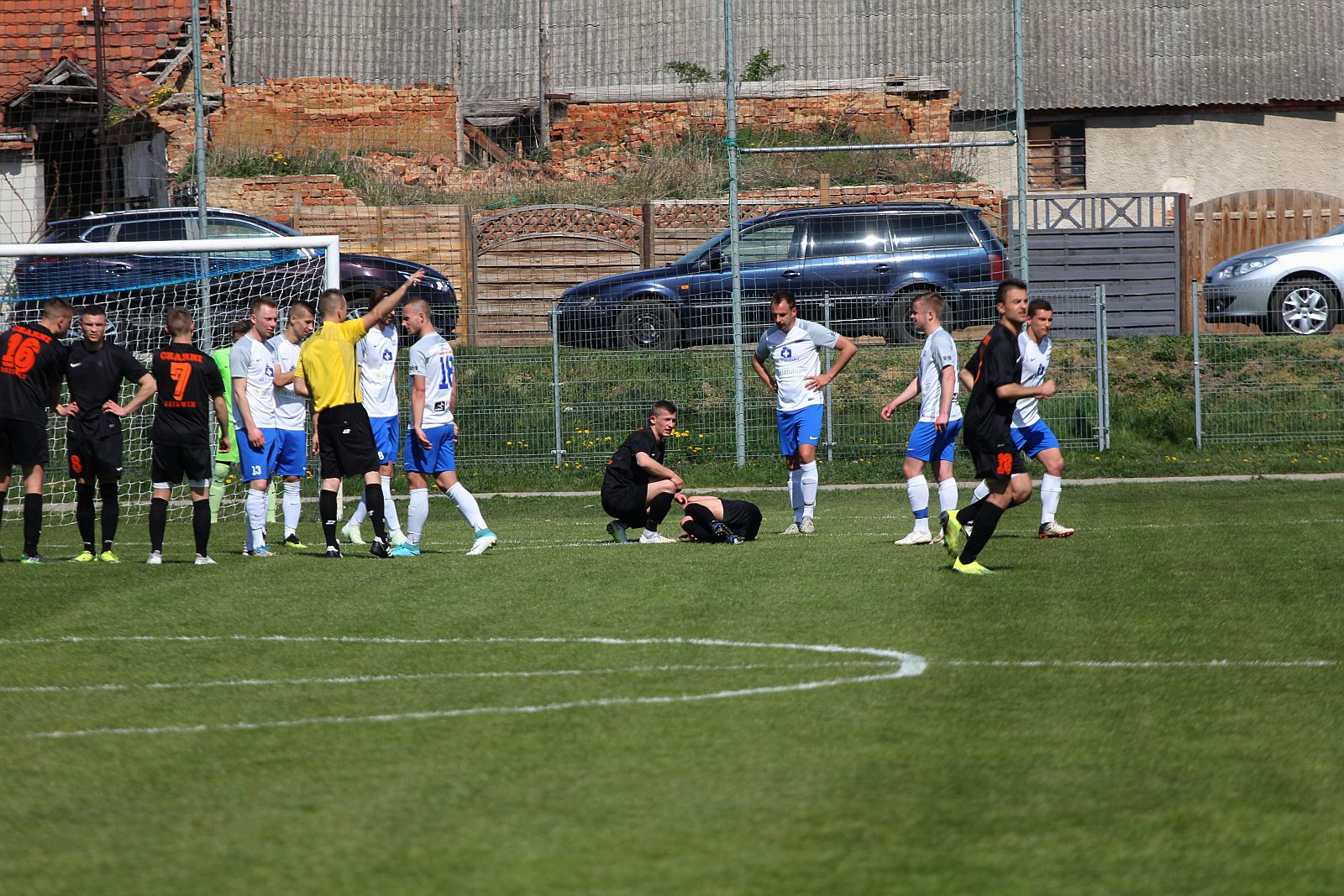 Klasa A: Mewa Kunice - Czarni Dziewień 1:0 (1:0).