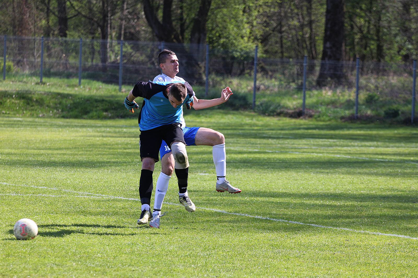 Klasa A: Mewa Kunice - Czarni Dziewień 1:0 (1:0).