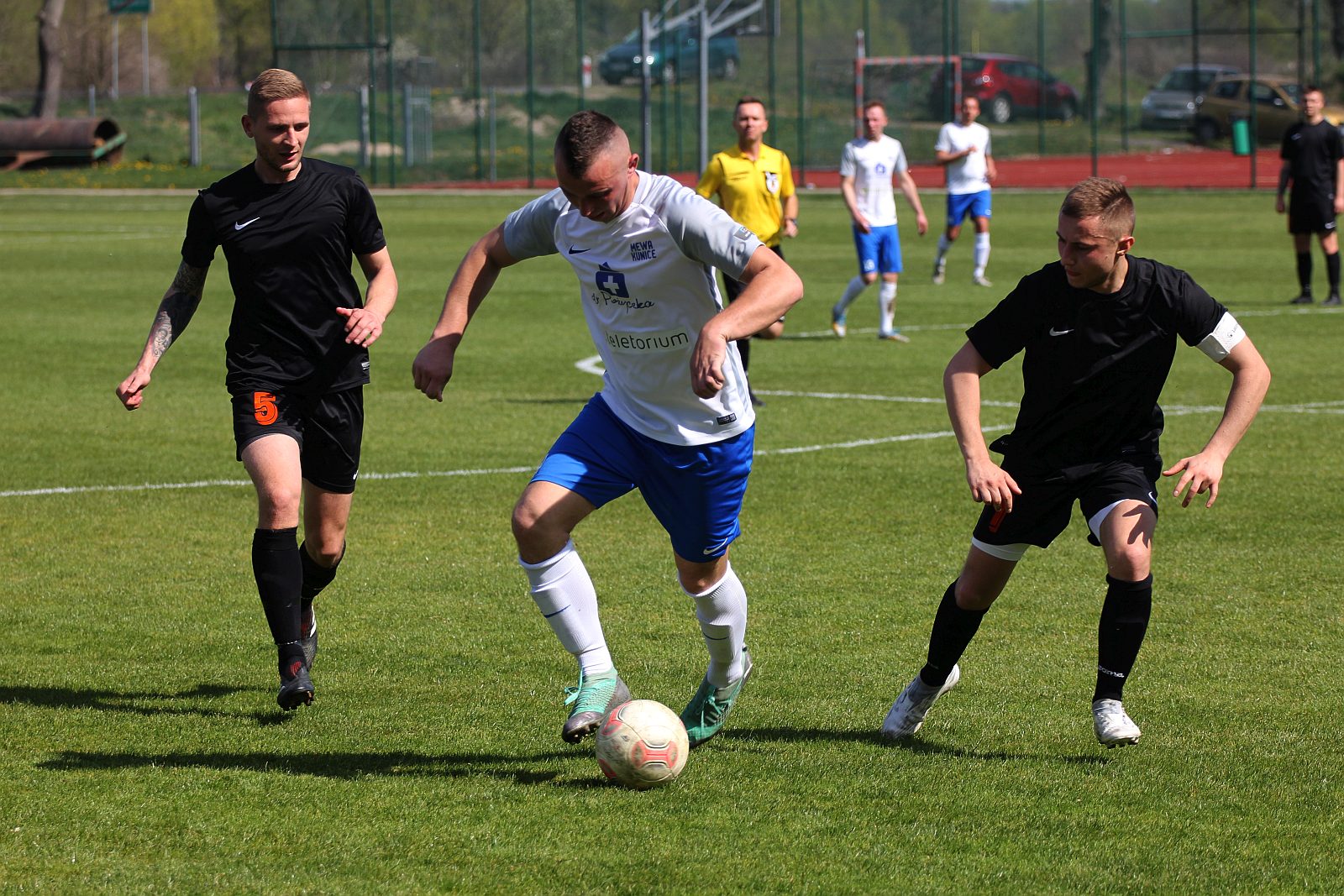 Klasa A: Mewa Kunice - Czarni Dziewień 1:0 (1:0).
