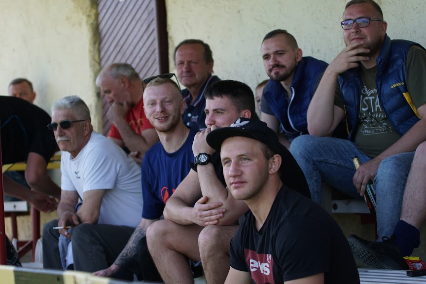 Klasa A: Rodło Granowice - Transportowiec Kłopotów-Osiek 5-2
