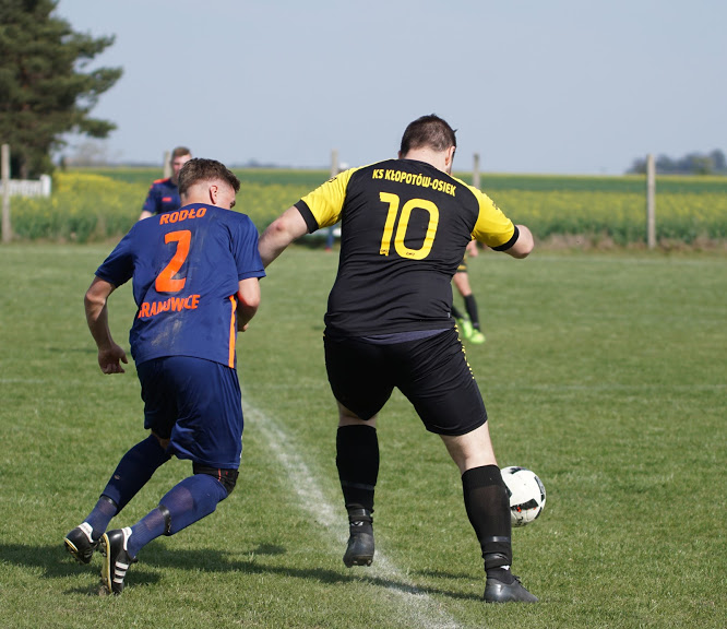 Klasa A: Rodło Granowice - Transportowiec Kłopotów-Osiek 5-2
