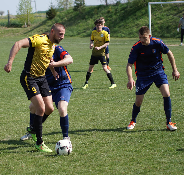 Klasa A: Rodło Granowice - Transportowiec Kłopotów-Osiek 5-2
