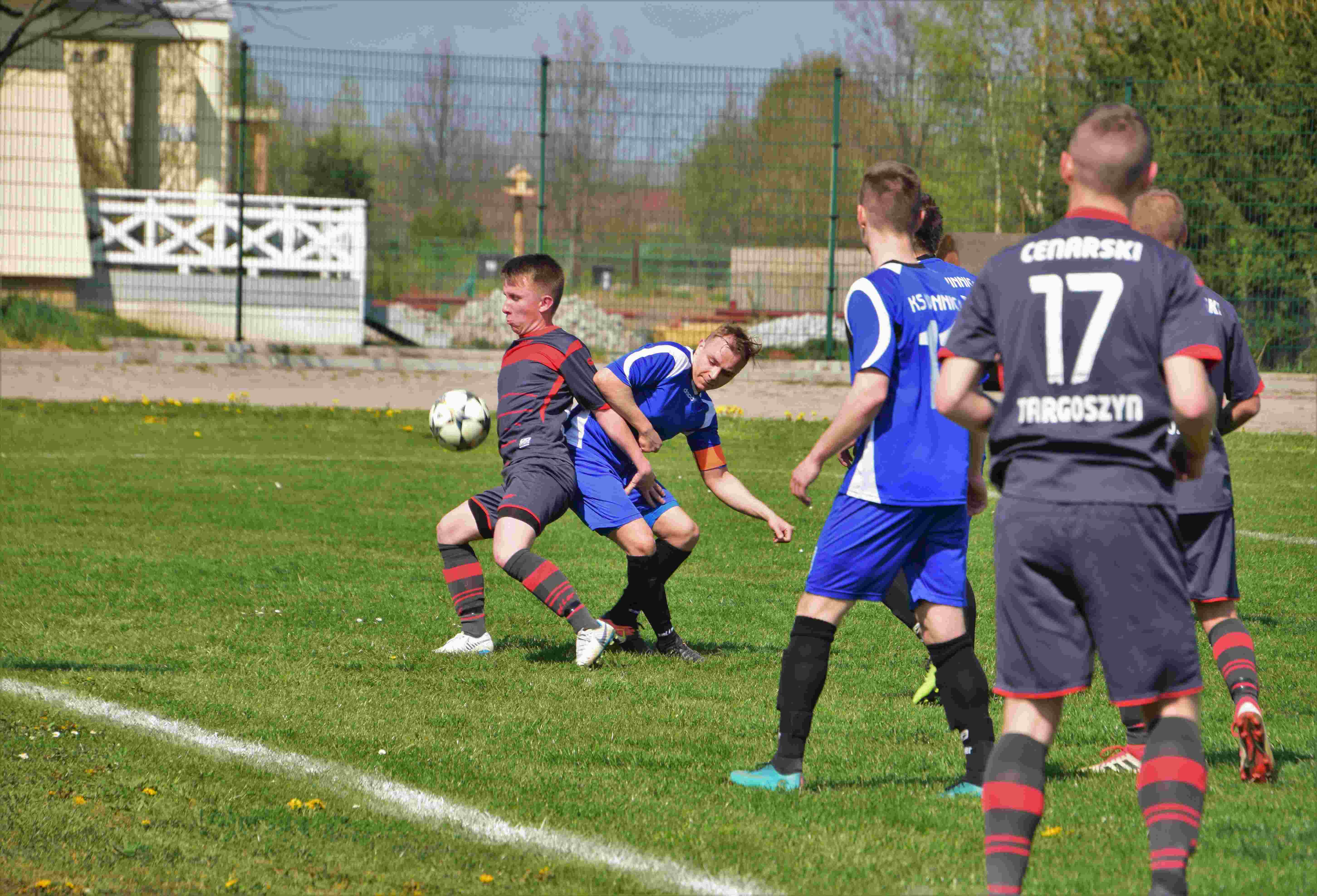 Klasa A: KS Winnica - Park Targoszyn 2:2