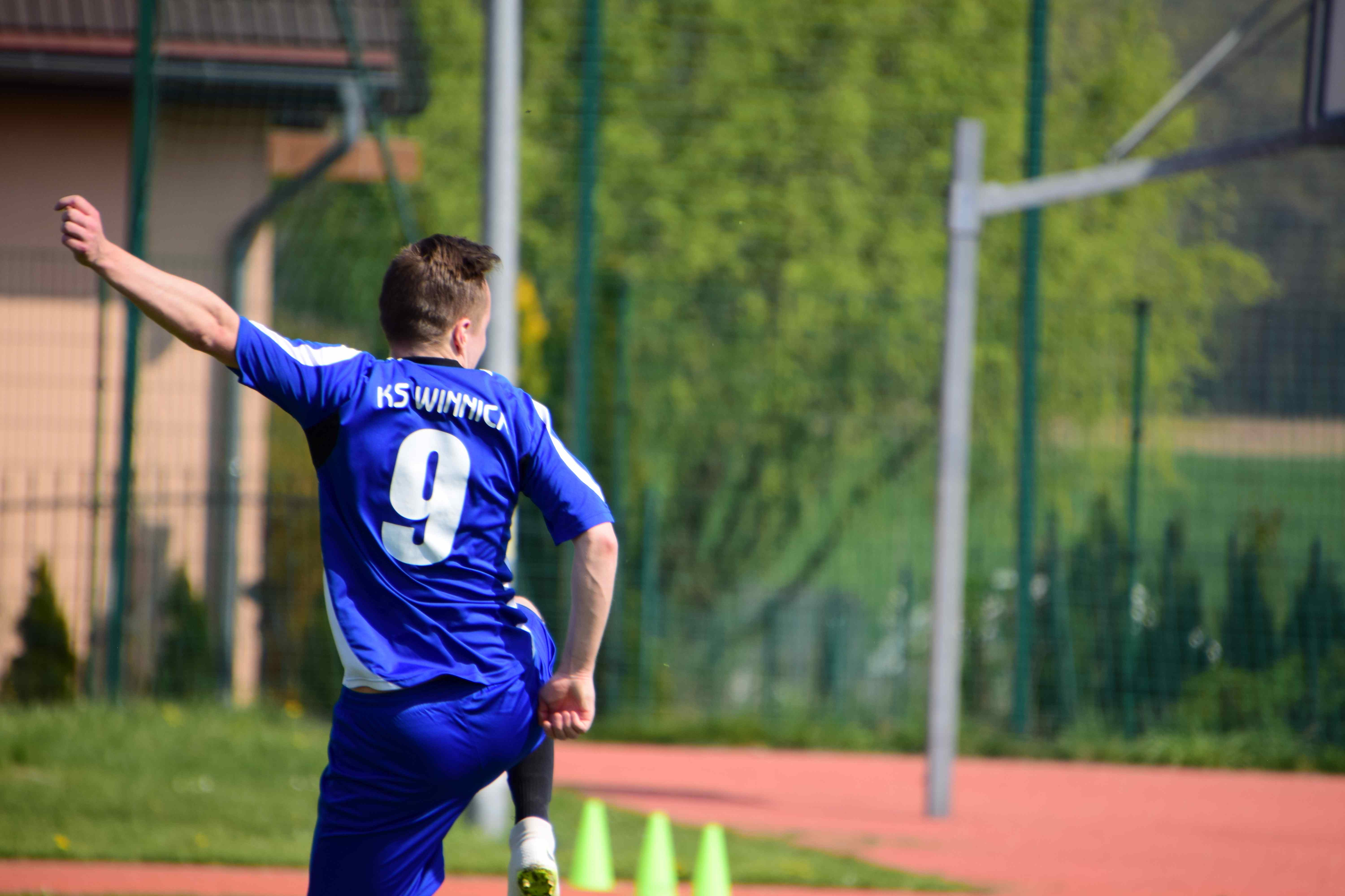 Klasa A: KS Winnica - Park Targoszyn 2:2