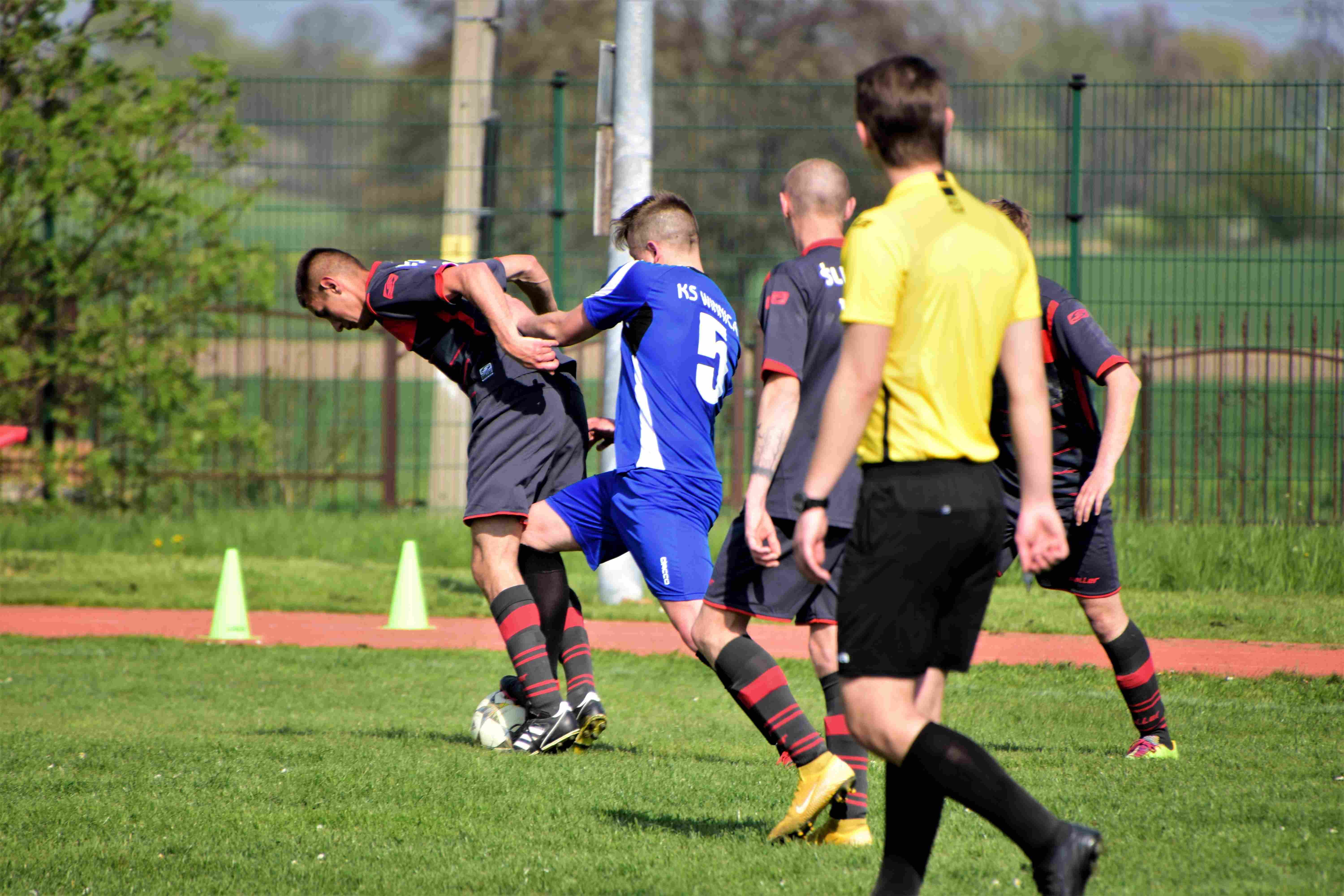 Klasa A: KS Winnica - Park Targoszyn 2:2