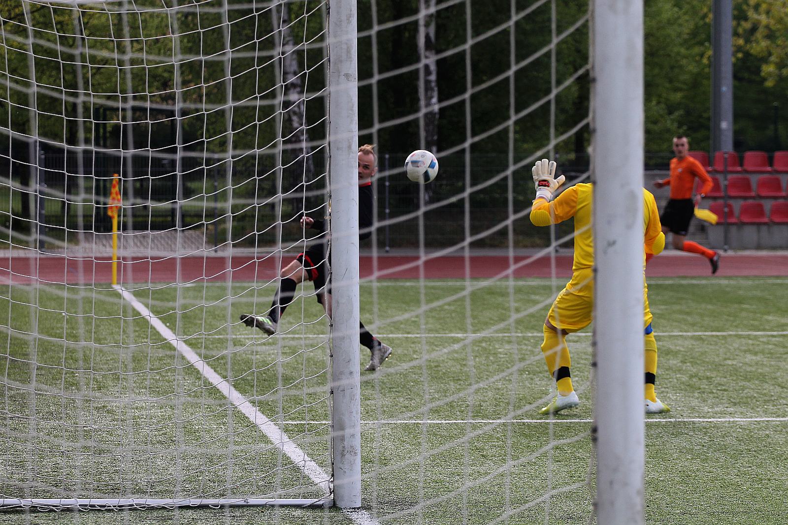 Okręgówka: KS Legnickie Pole - Iskra Księginice  2:2