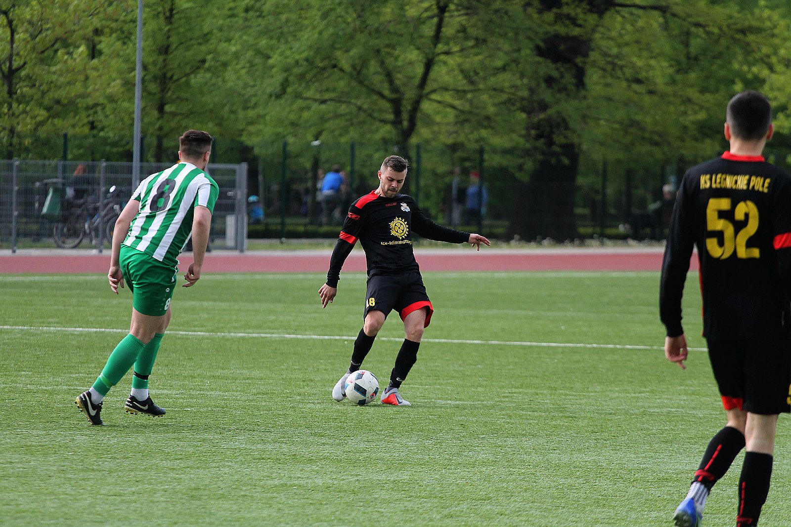 Okręgówka: KS Legnickie Pole - Iskra Księginice  2:2