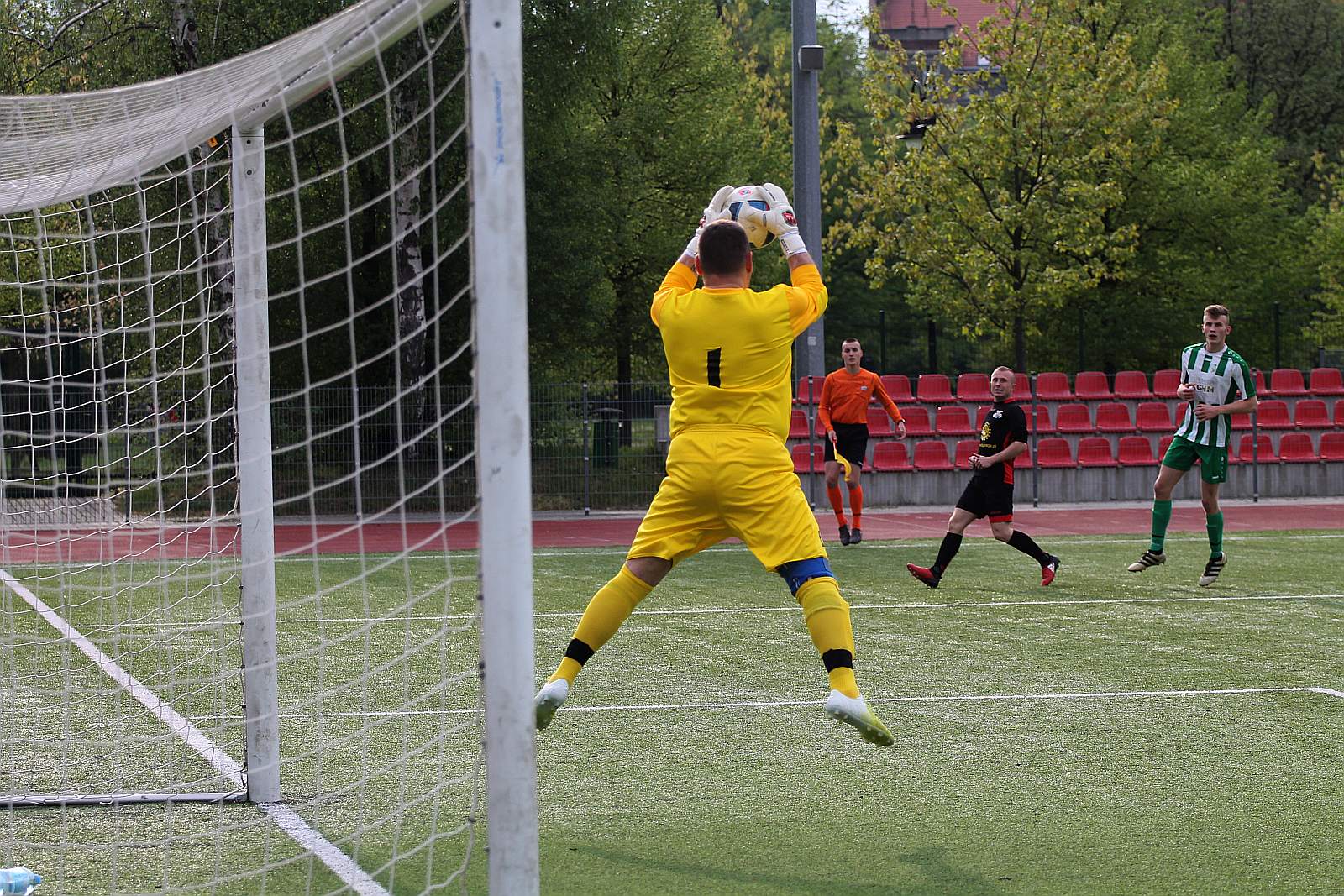 Okręgówka: KS Legnickie Pole - Iskra Księginice  2:2