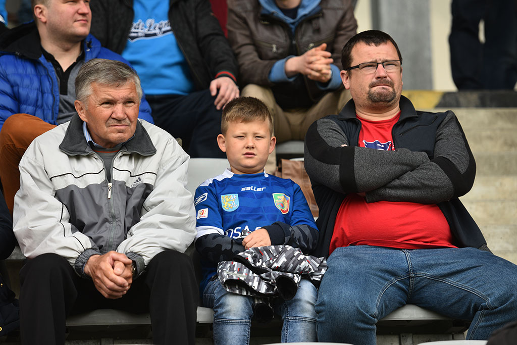 Kibice na meczu Miedzi z Wisłą Płock. Znajdź się na zdjęciach
