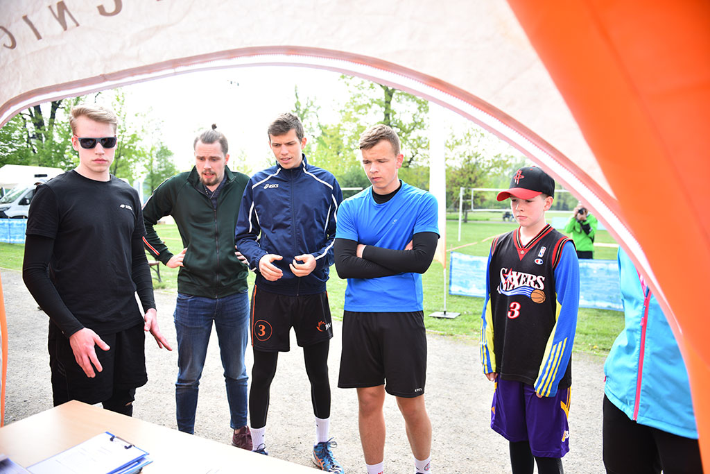 Sportowa rywalizacja i miła zabawa podczas Pikniku Siatkarskiego