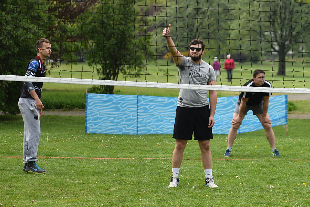 Sportowa rywalizacja i miła zabawa podczas Pikniku Siatkarskiego