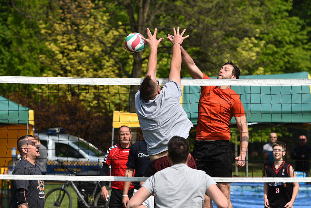 Sportowa rywalizacja i miła zabawa podczas Pikniku Siatkarskiego