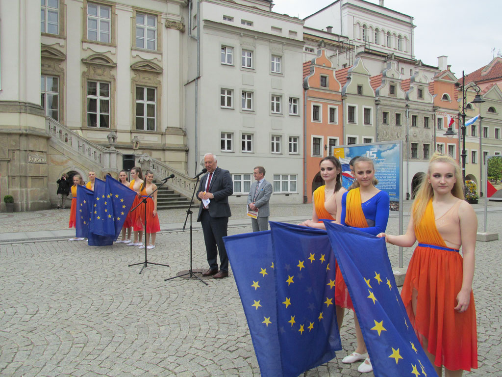 Legniczanie w Rynku odśpiewali 