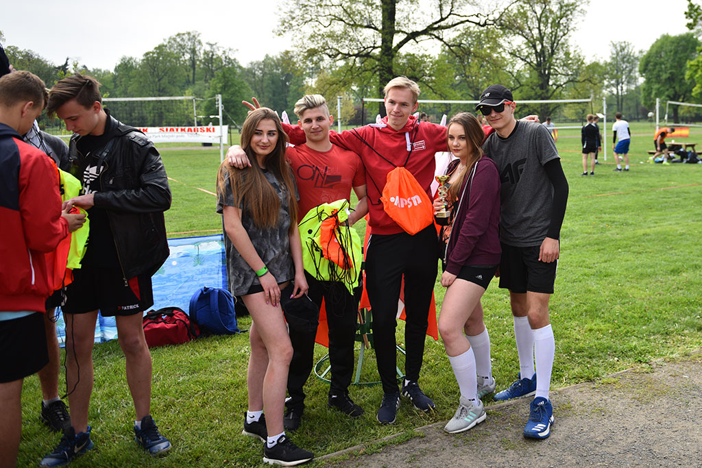 Sportowa rywalizacja i miła zabawa podczas Pikniku Siatkarskiego