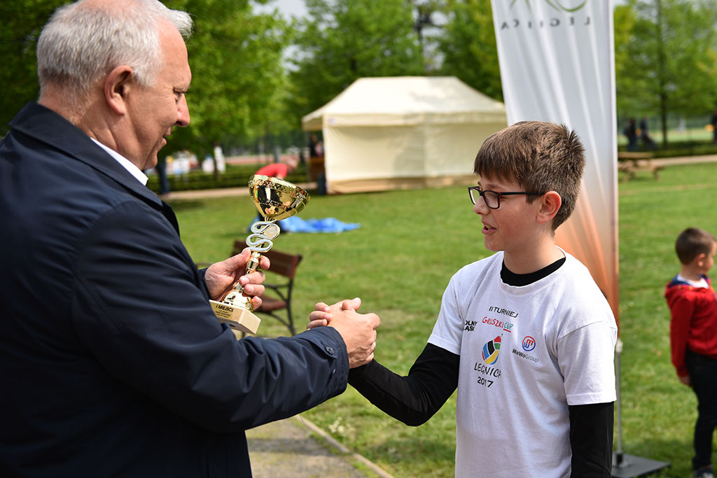 Sportowa rywalizacja i miła zabawa podczas Pikniku Siatkarskiego
