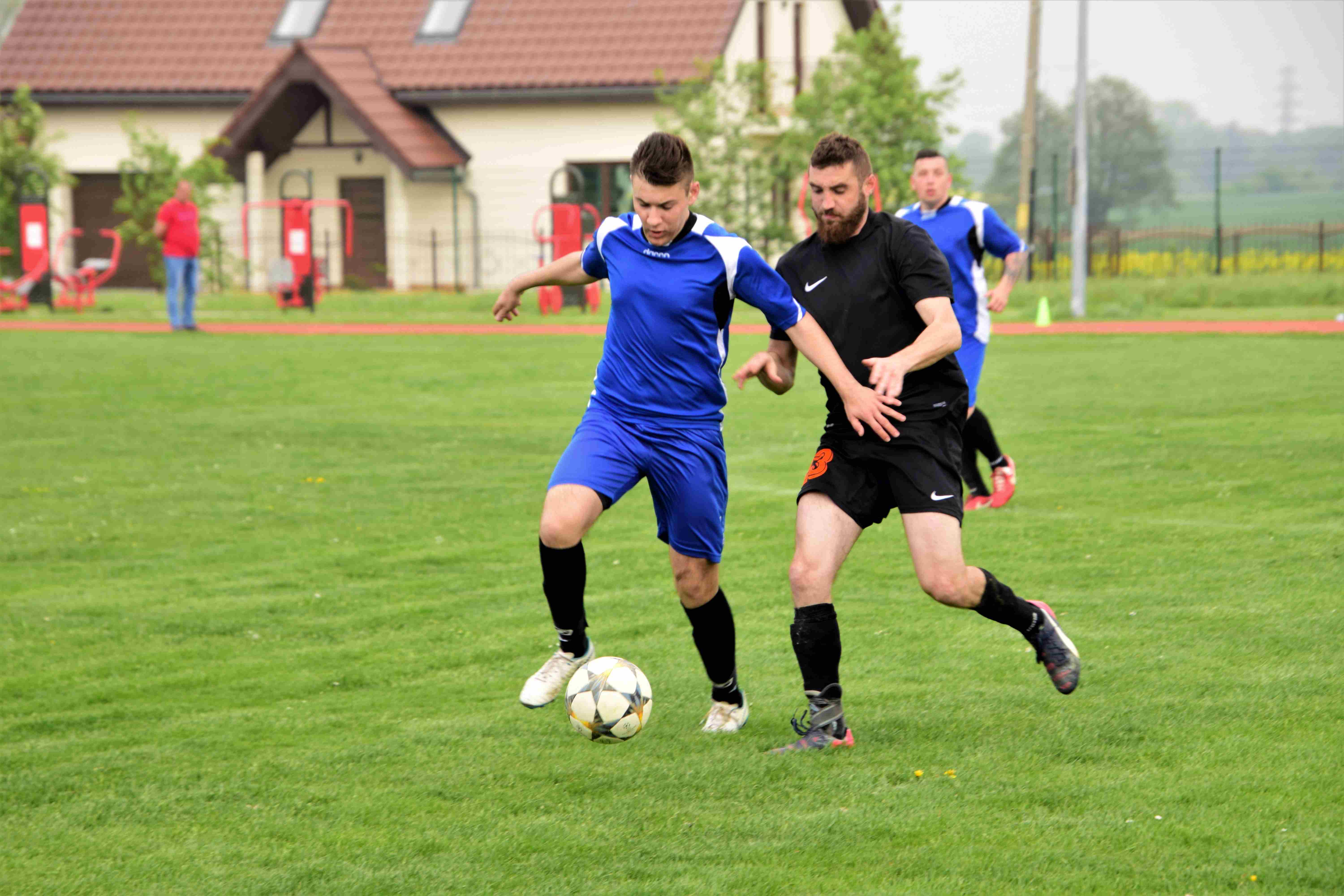 Klasa A: KS Winica - Czarni Dziewień 1:1