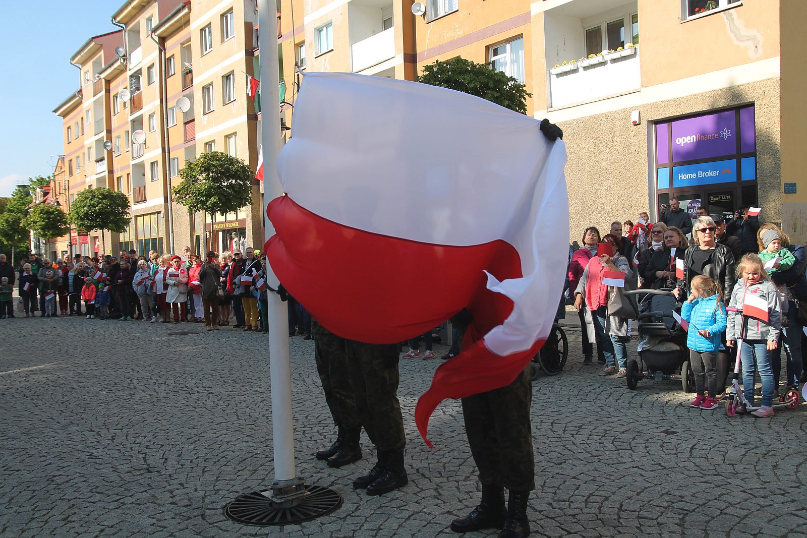 2 maja. Świętujemy dzień flagi narodowej            
