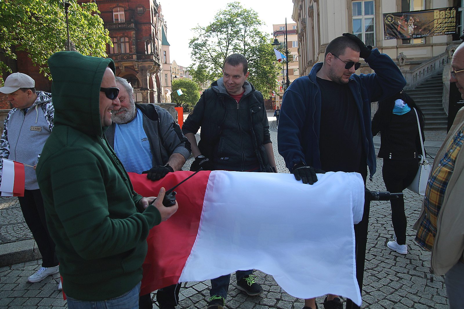 2 maja. Świętujemy dzień flagi narodowej            
