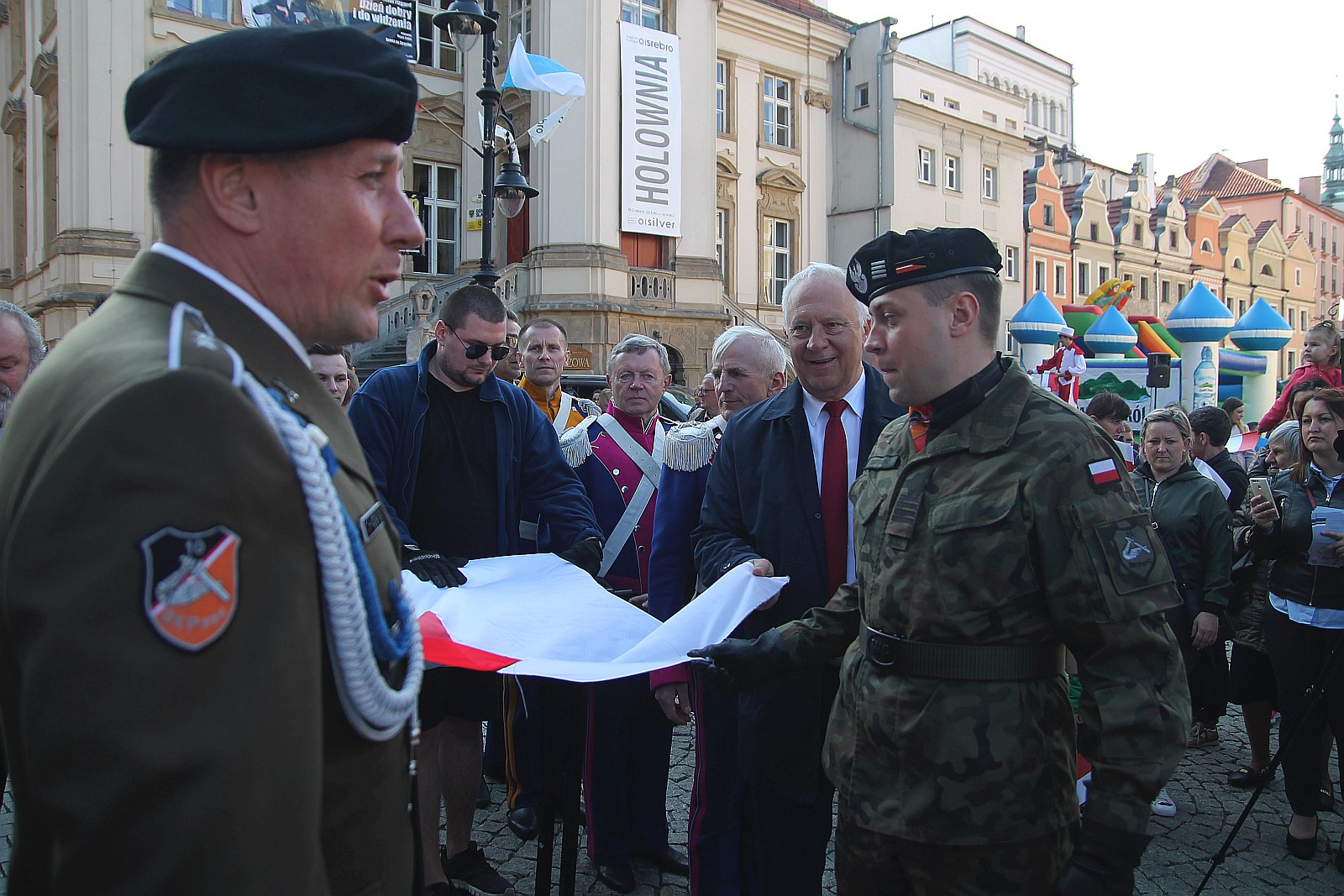 2 maja. Świętujemy dzień flagi narodowej            
